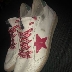 got these while in vegas worn them about 3 times now they just sit in my closet